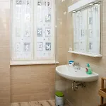 דירה 3 Bedroom Cozy In *