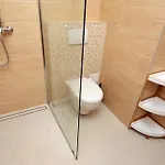 3 Bedroom Cozy In *