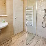 3 Bedroom Cozy In