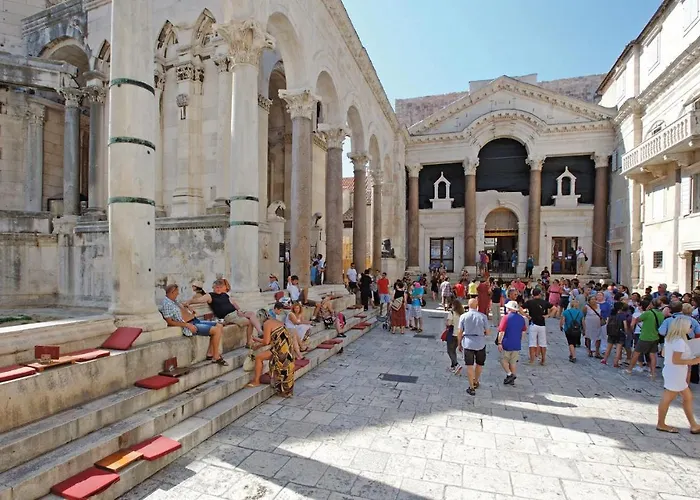 3 Bedroom Cozy In Apartmán *