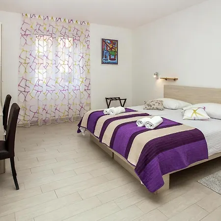 3 Bedroom In Apartament Split